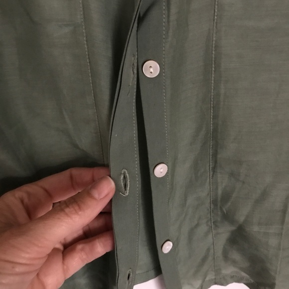 Hyden Yoo Blouse - Picture 5 of 7